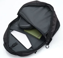 Load image into Gallery viewer, Caribee Helix 30L Black Multi-use Back Pack - Laptop & Hydration Ready - 6114