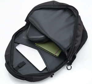 Caribee Helix 30L Black Multi-use Back Pack - Laptop & Hydration Ready - 6114